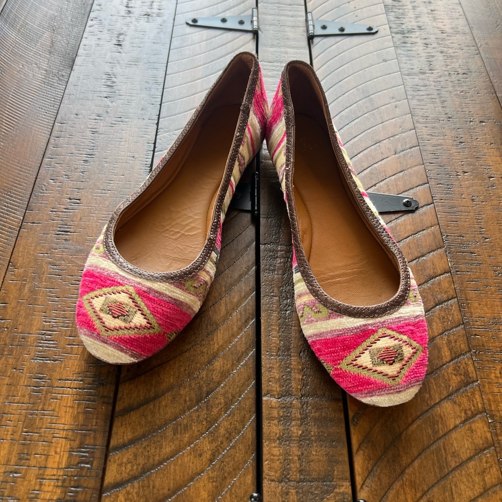 Anthropologie sw Aztec ballet flats